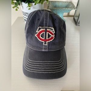 Minnesota Twins Fan Favorite MLB Strapback Hat Blue Twins Enterprise Inc 100%